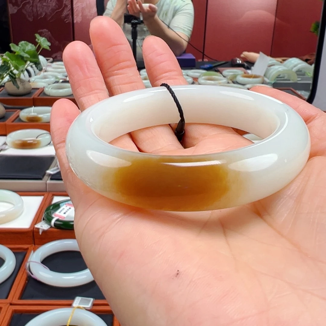 和田玉手镯未镶嵌暖*