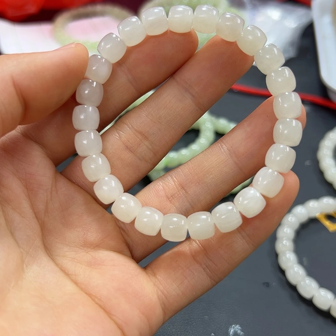 和田玉未镶嵌手串含*草