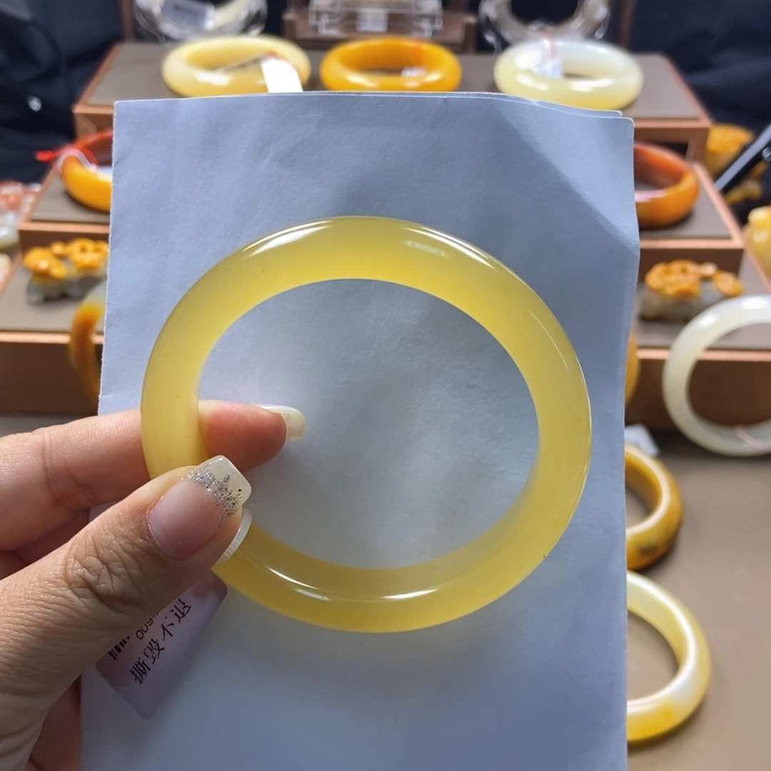石英质玉（黄龙玉）未镶嵌手镯H
