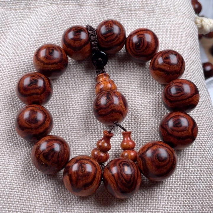 黄花梨/降香黄檀手串/手链蜡***新海南黄花梨1.8