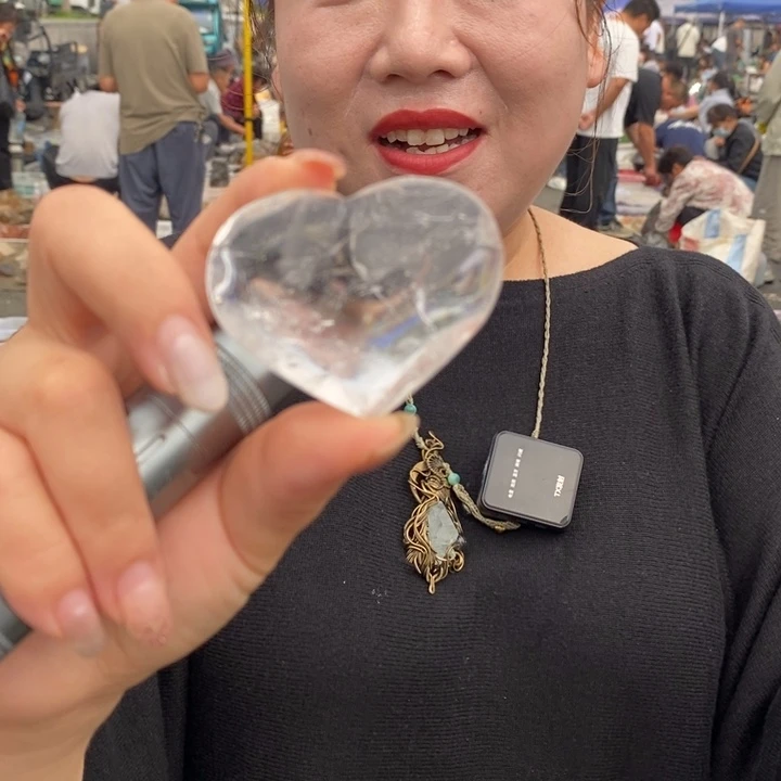 未镶嵌珠宝半成品水晶白水晶大爱心一个