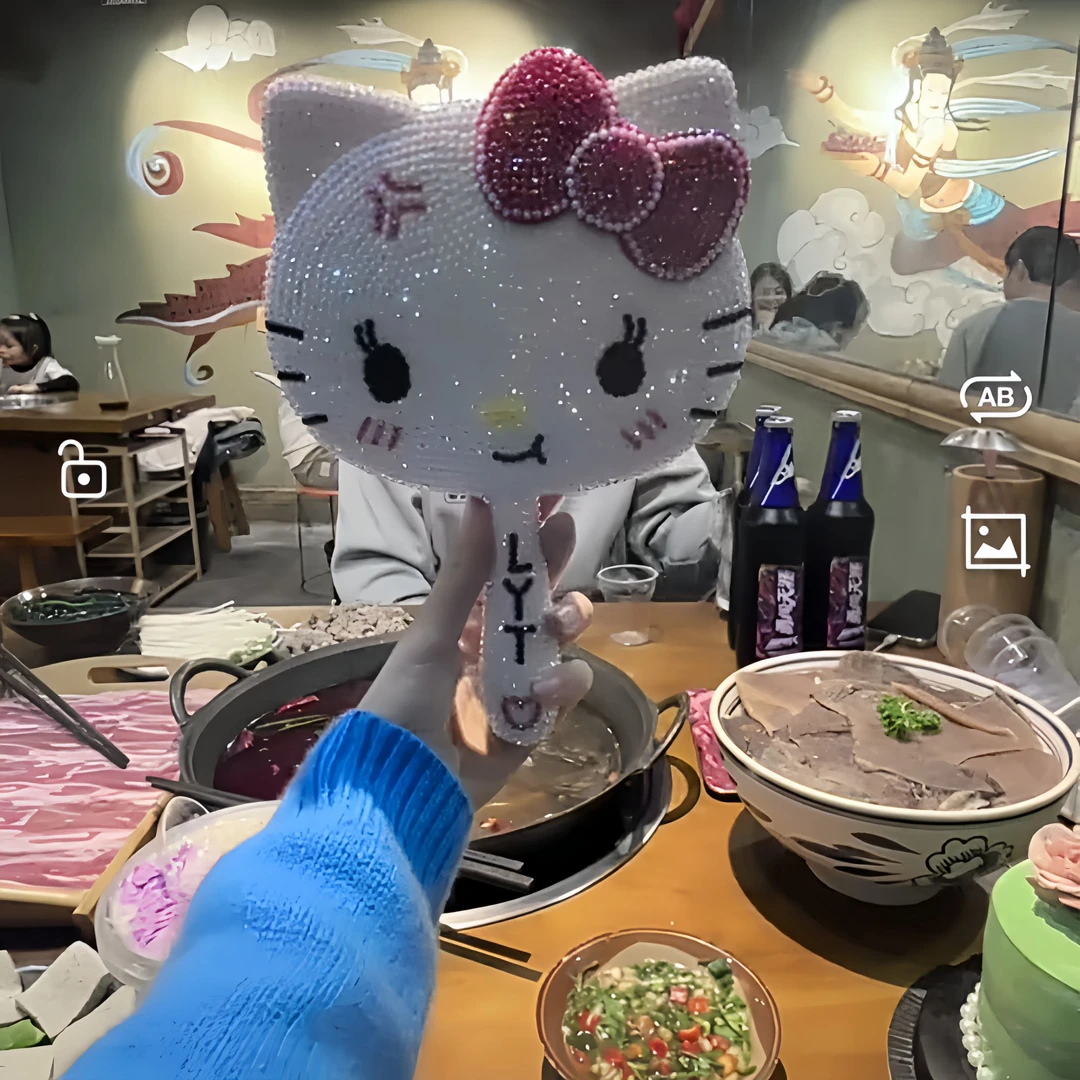 hellokitty满钻镜子手持化妆镜diy手工贴钻学生钻石镜送闺蜜礼物