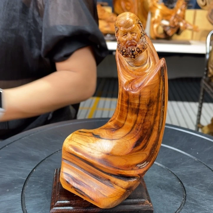 柏木（崖柏）随型摆件