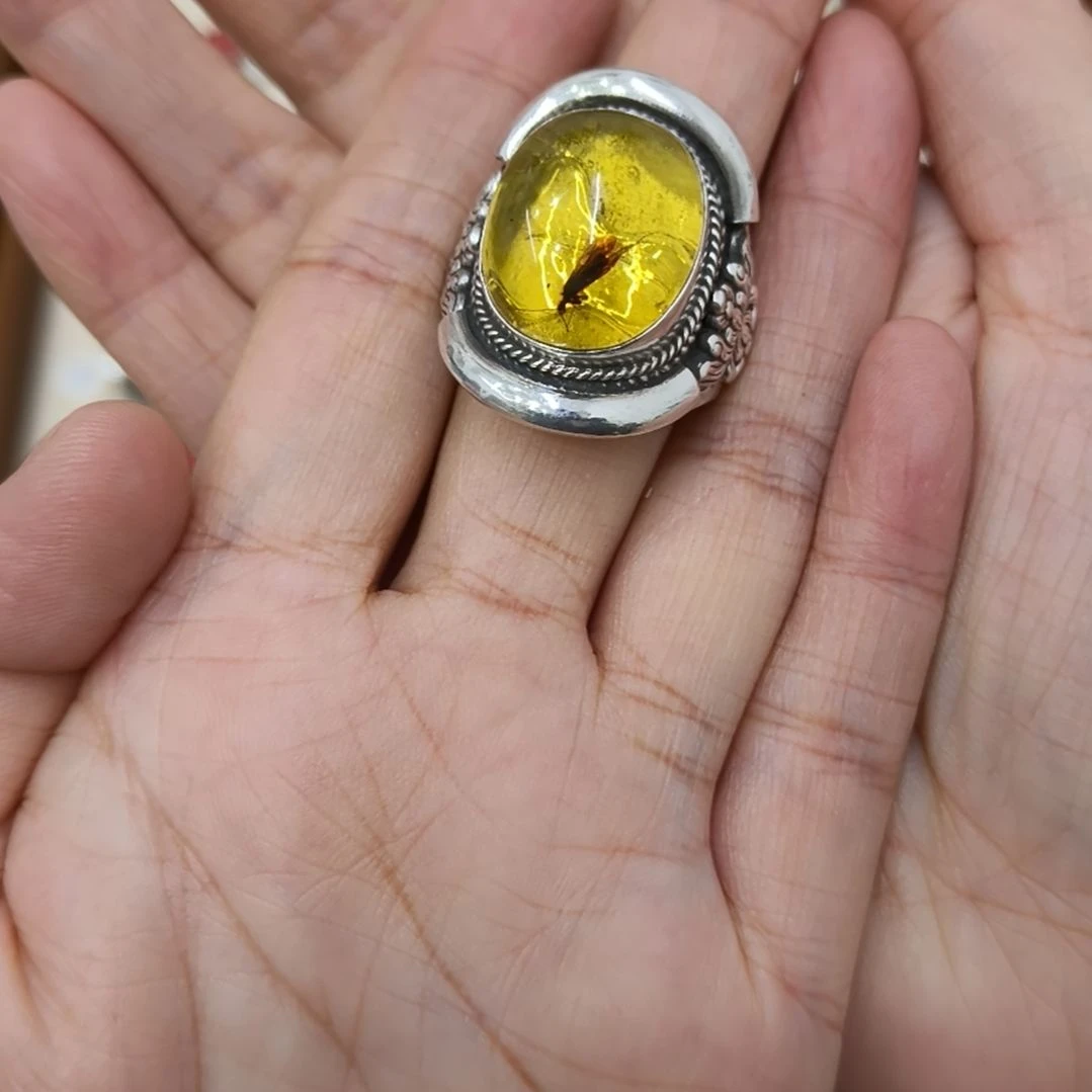 琥珀未镶嵌戒指戒指