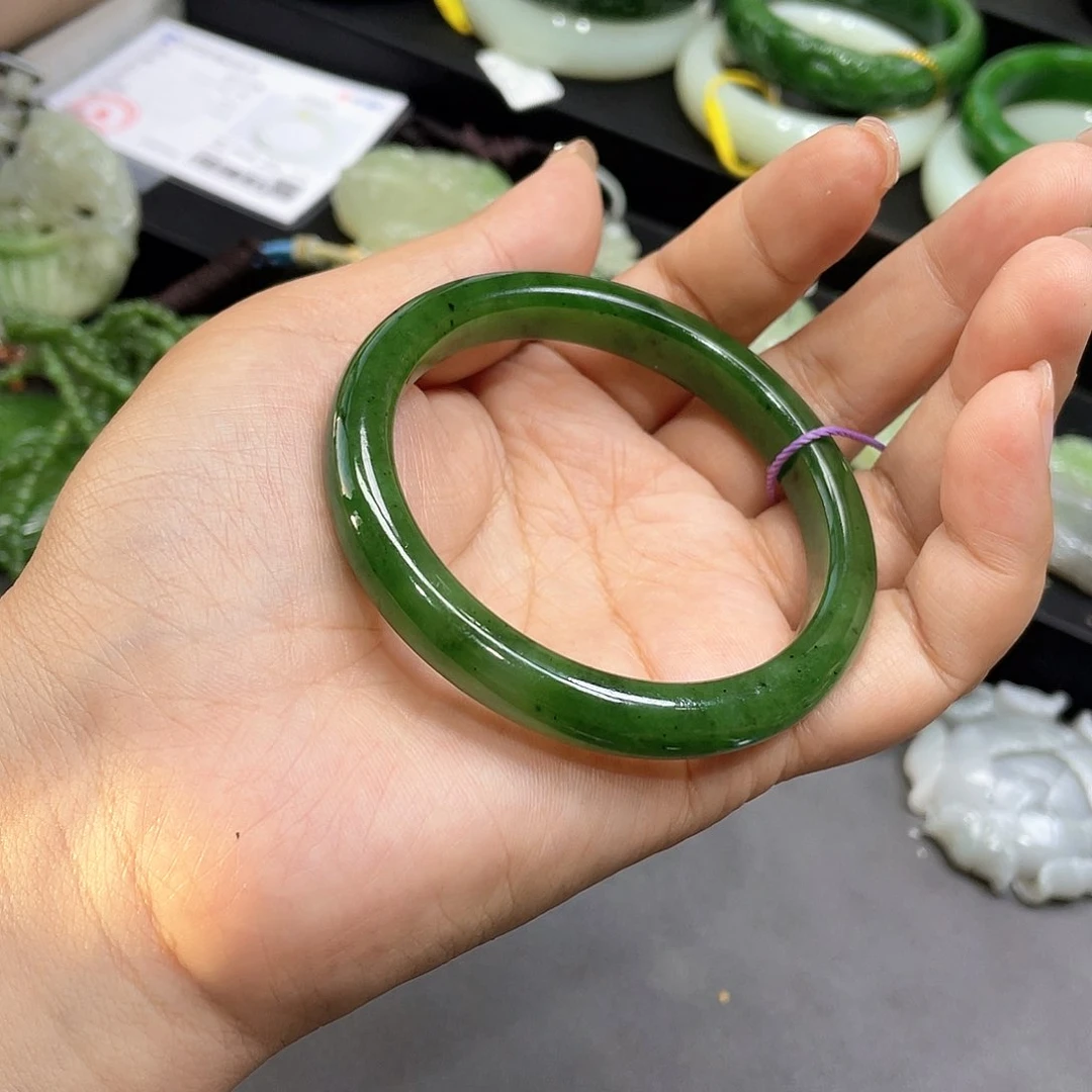 和田玉手镯57圈口29未镶嵌