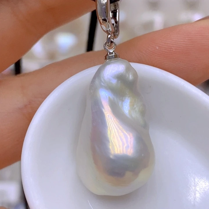 淡水珍珠吊坠(赠链)未镶嵌