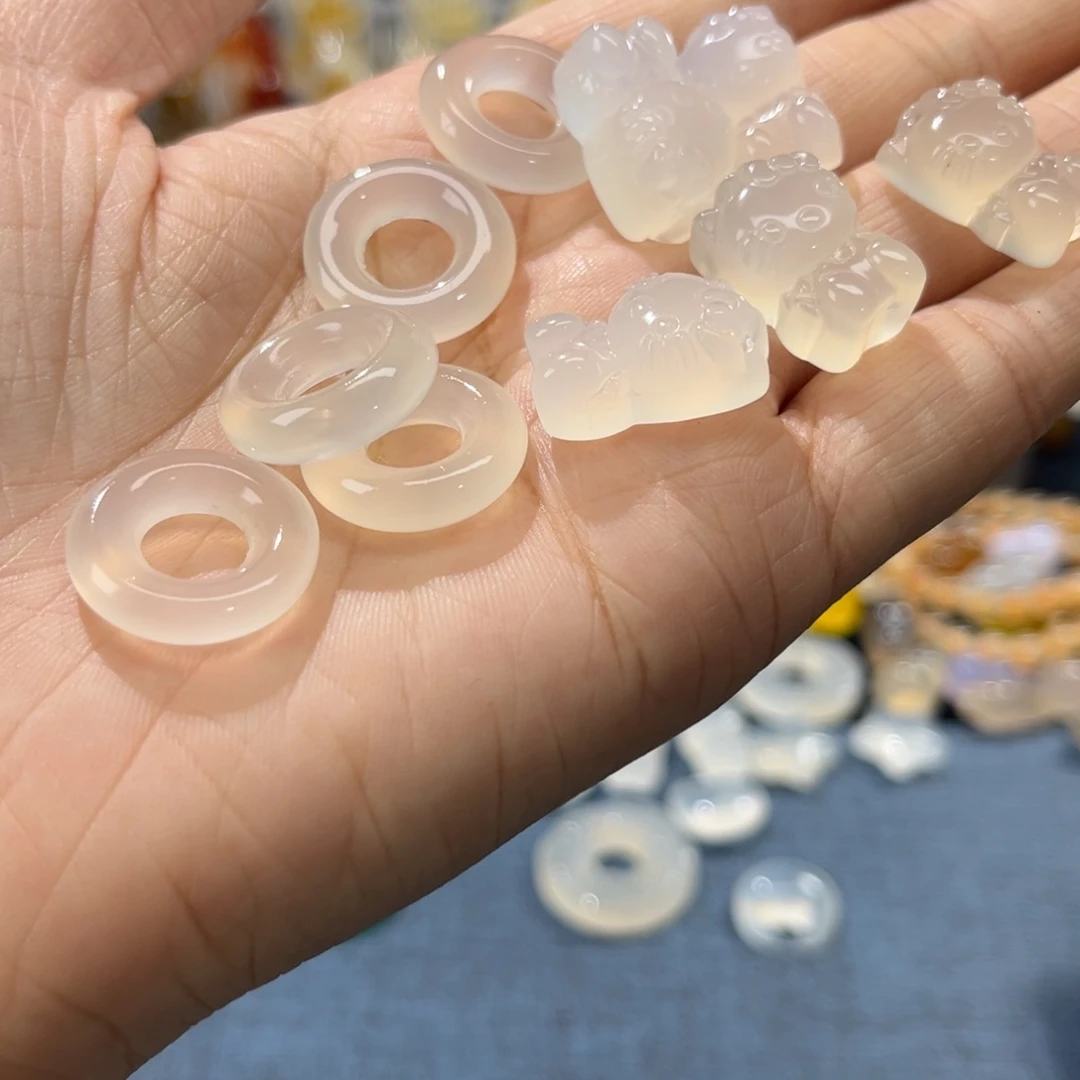 玛瑙/玉髓未镶嵌颈饰