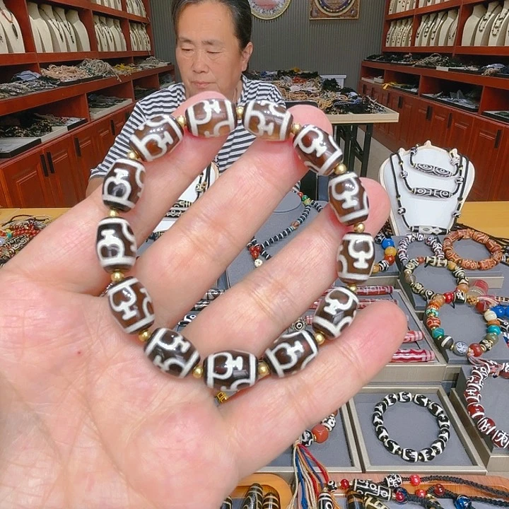 未镶嵌玛瑙/玉髓珠宝奇石