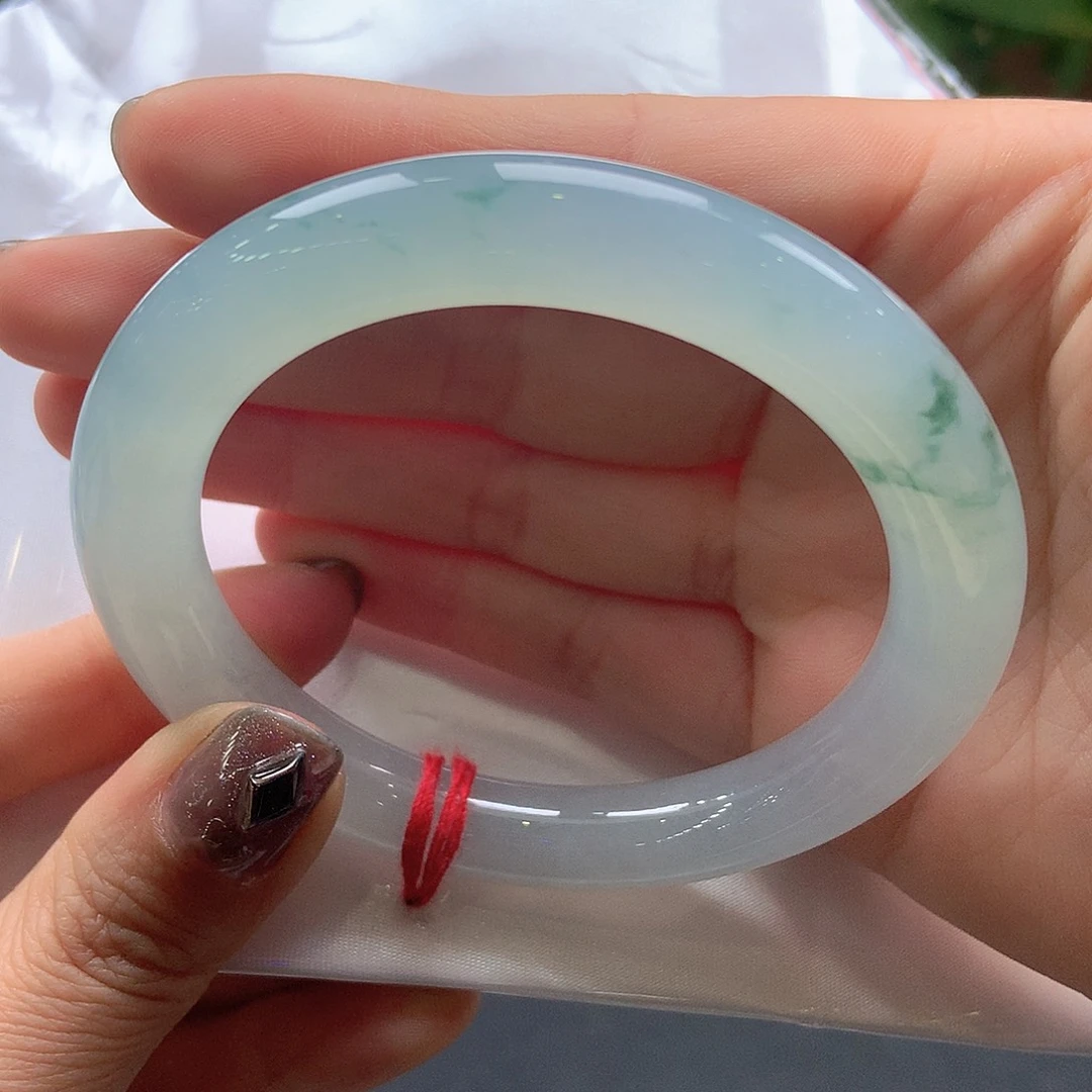 翡翠未镶嵌手镯79