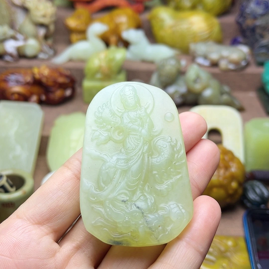 白玉菩提吊坠20。。