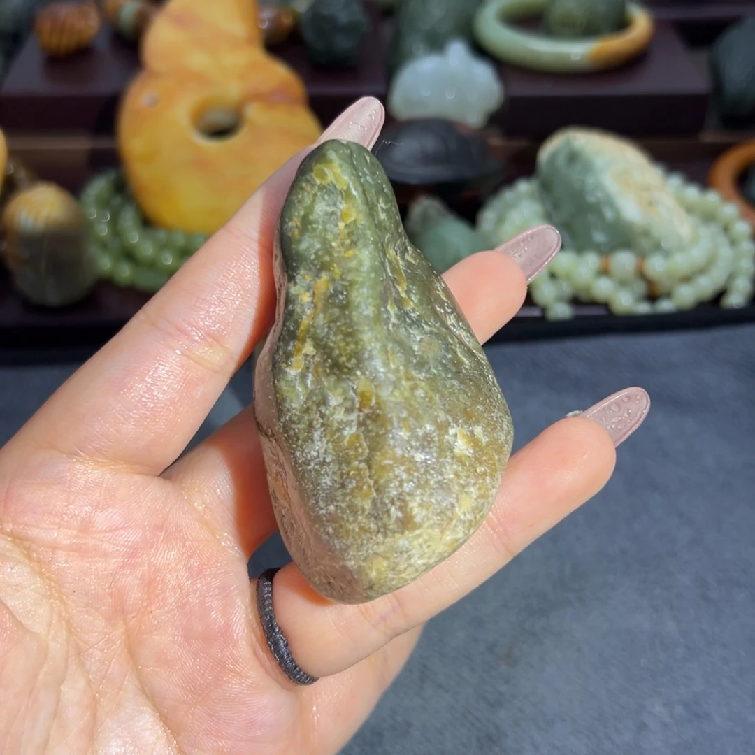 和田玉未镶嵌珠宝奇石