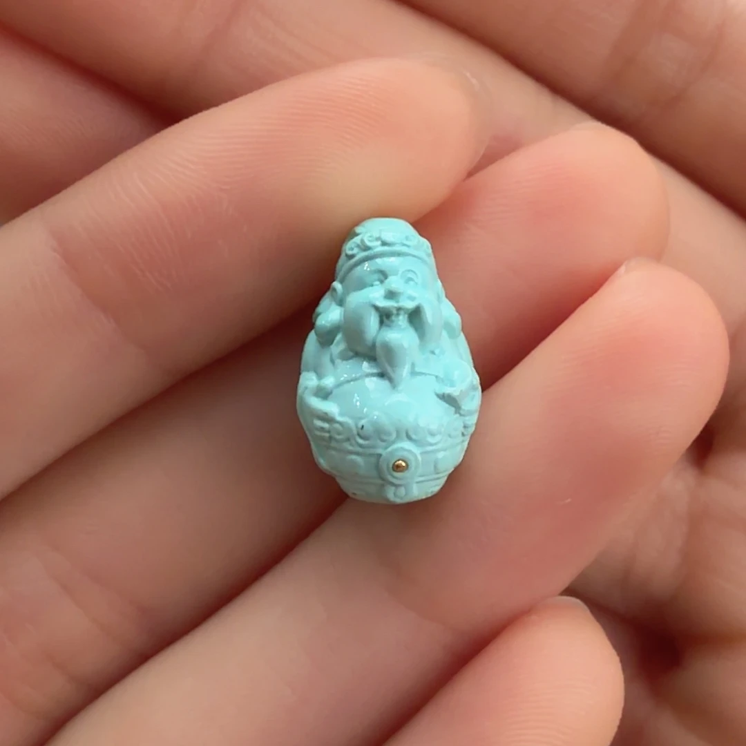 绿松石未镶嵌颈饰