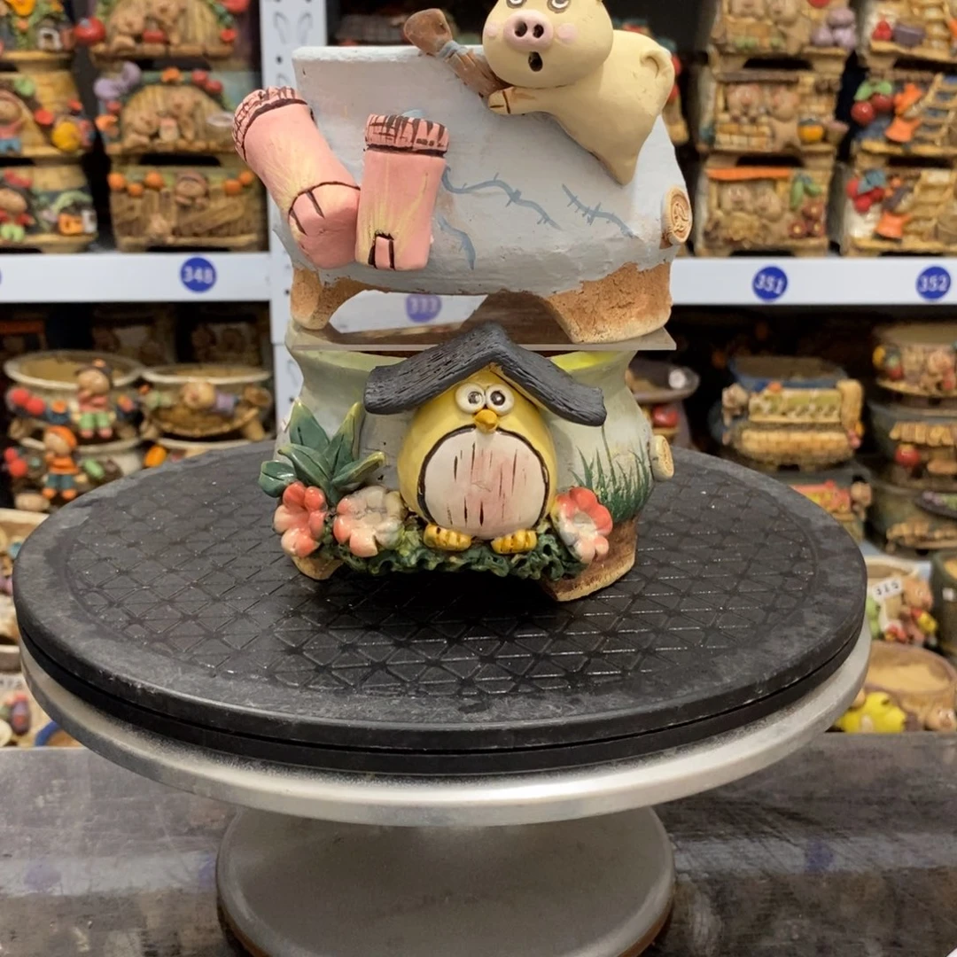 ****体白狐粗陶手捏花盆