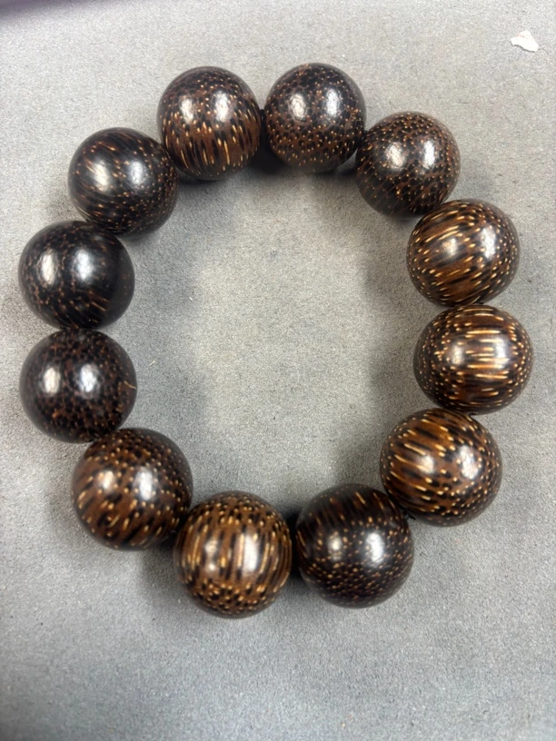 A02沉木圆珠手串