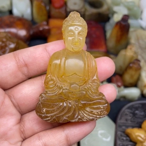 蛇纹石玉未镶嵌颈饰5