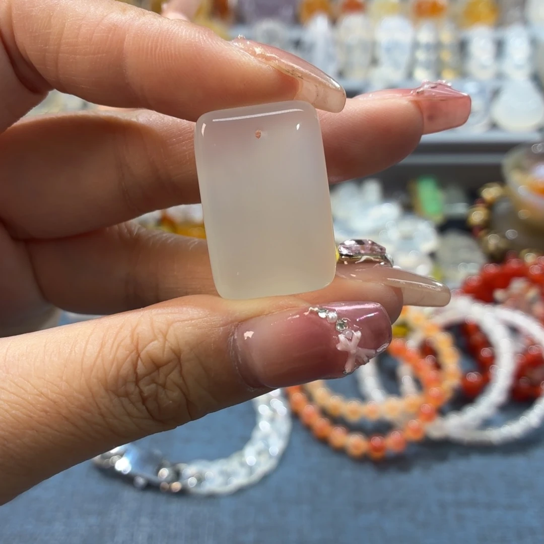 玛瑙/玉髓未镶嵌吊坠(不含链)