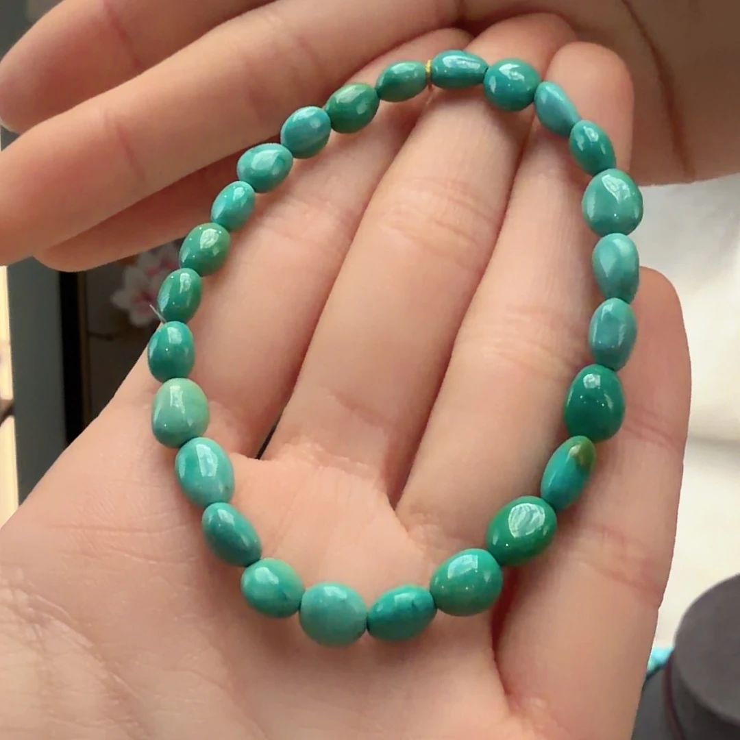 绿松石未镶嵌颈饰