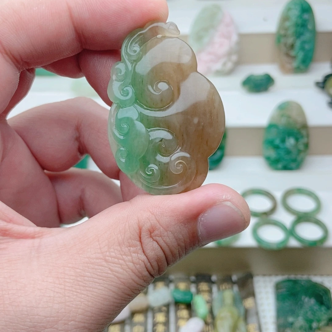 d***s独山玉未镶嵌挂件