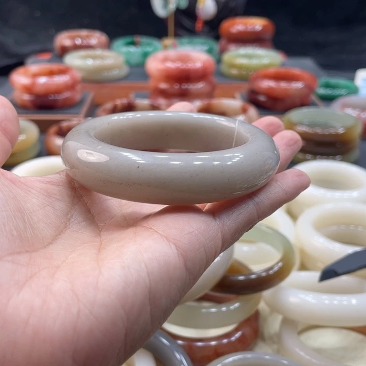 一***思石英质玉钛钢珠宝奇石