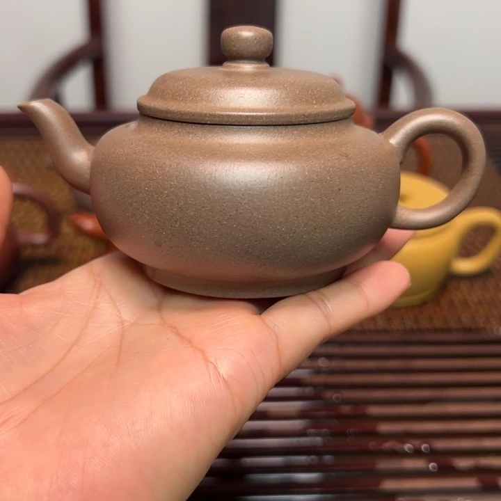 茶壶紫砂明远款 青段泥