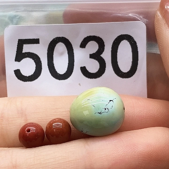 南红玛瑙未镶嵌颈饰