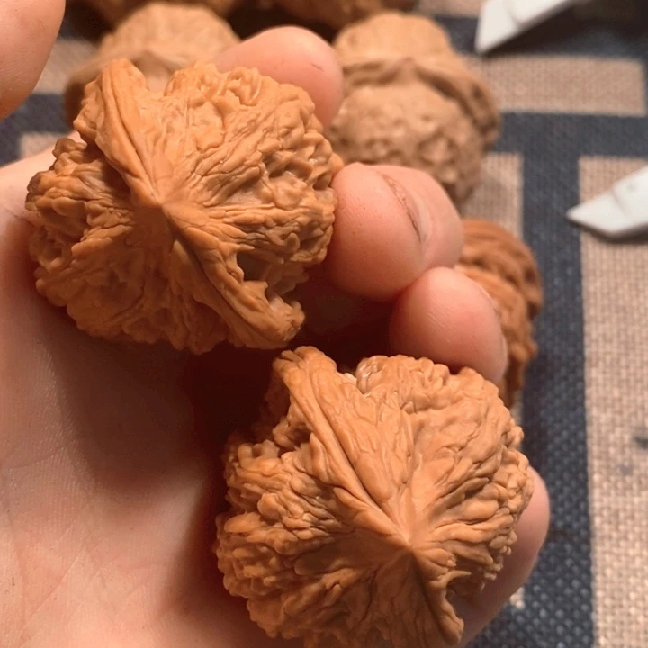 吊坠文玩核桃大古石