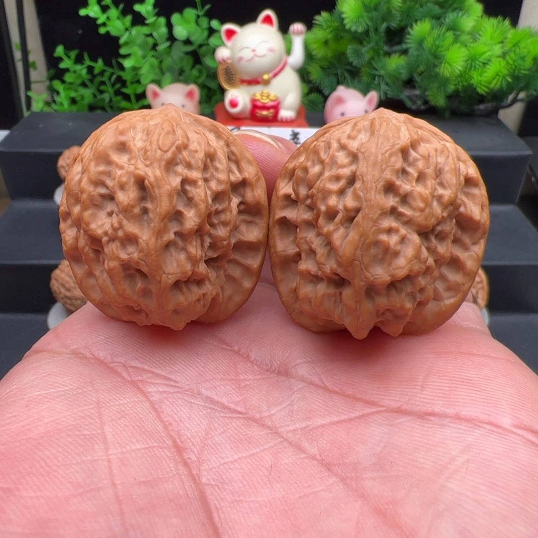 把件文玩核桃老款刀子纹野狼，尺寸36