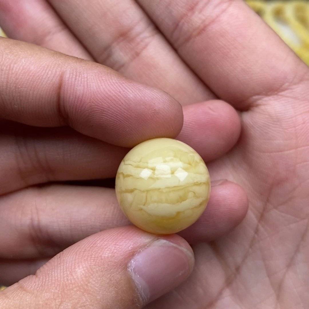琥珀未镶嵌珠宝奇石19.4尺寸千层溶洞珠子