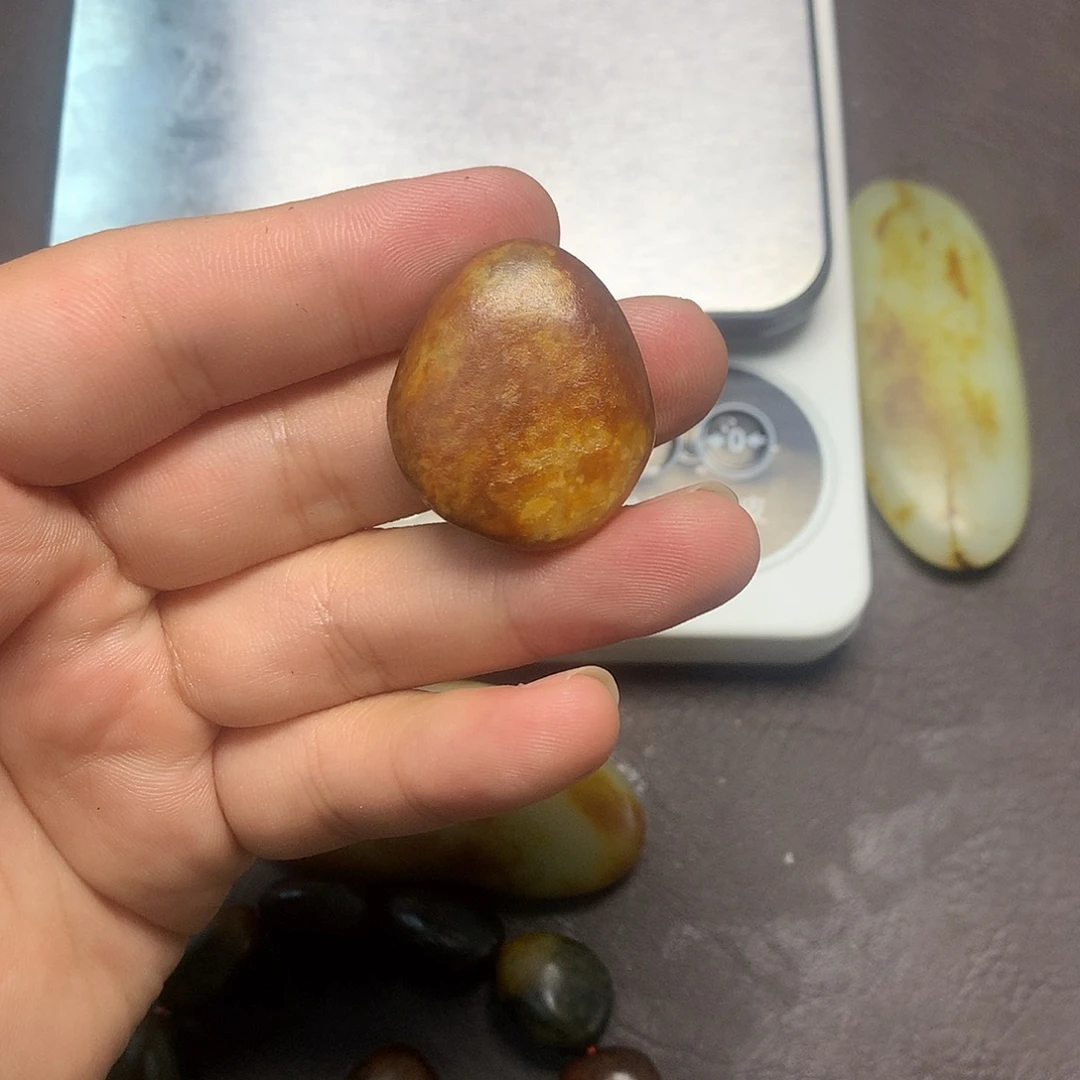 和田玉（糖玉）未镶嵌挂件