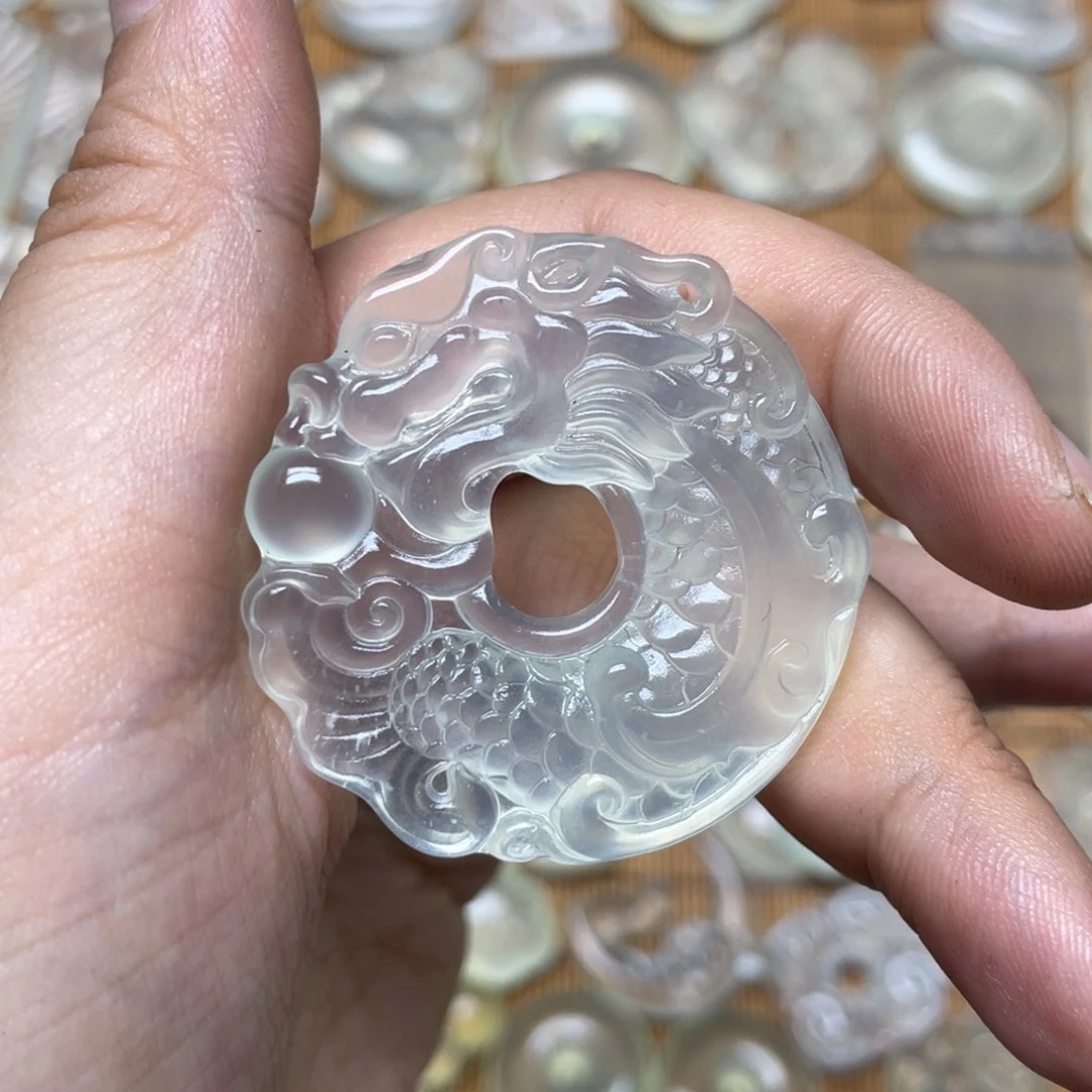 蛇纹石玉未镶嵌颈饰六*