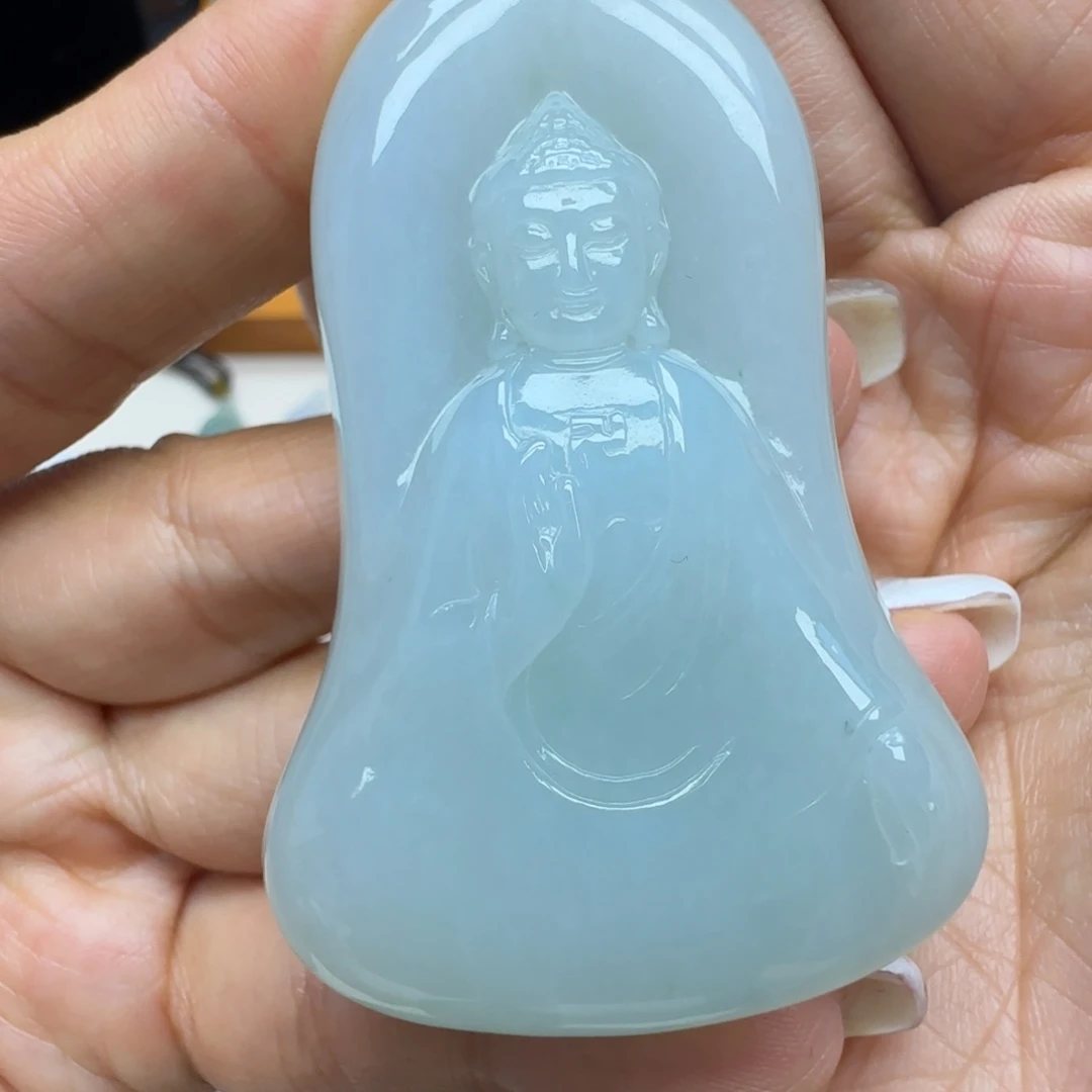 翡翠未镶嵌颈饰阿弥