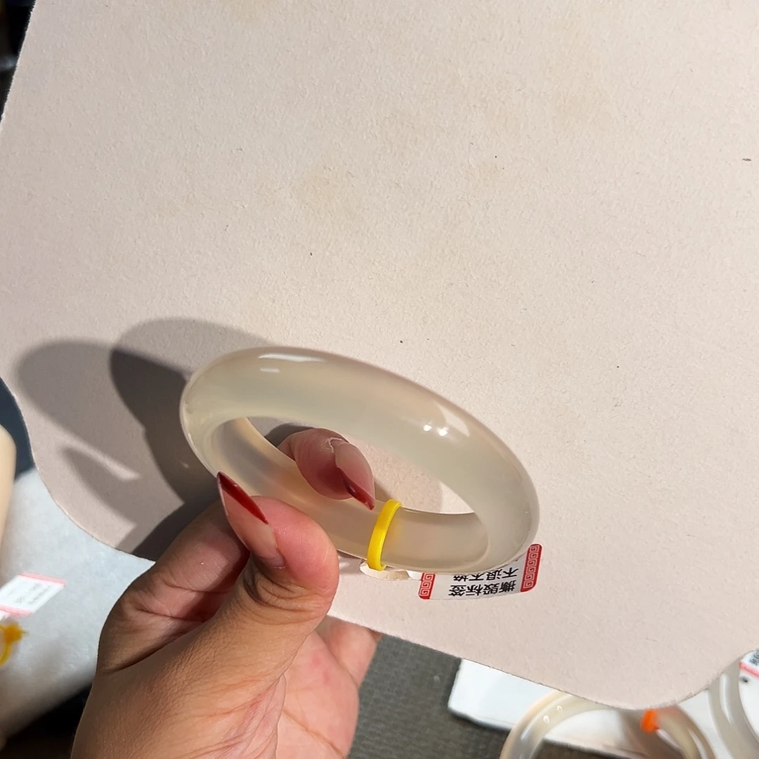 饱***ㅤ玛瑙/玉髓未镶嵌手镯