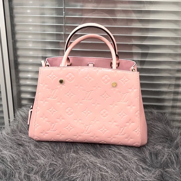 95新 LouisVuitton/路易威登 蒙田bb粉色漆皮手提包