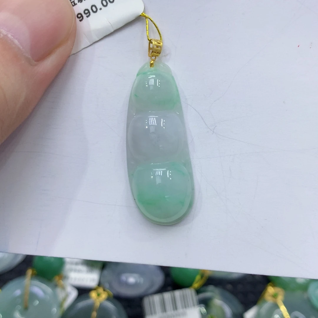 颈饰18K金镶嵌翡翠翡翠