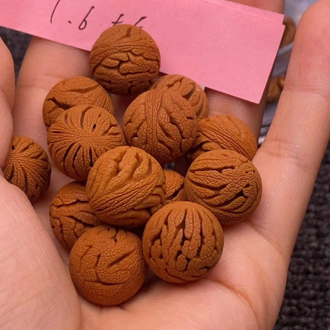 秦岭山脉龙纹桃核单圈