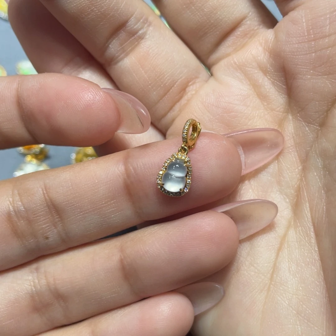 【闪购商品】翡翠18K金镶嵌吊坠(不含链)