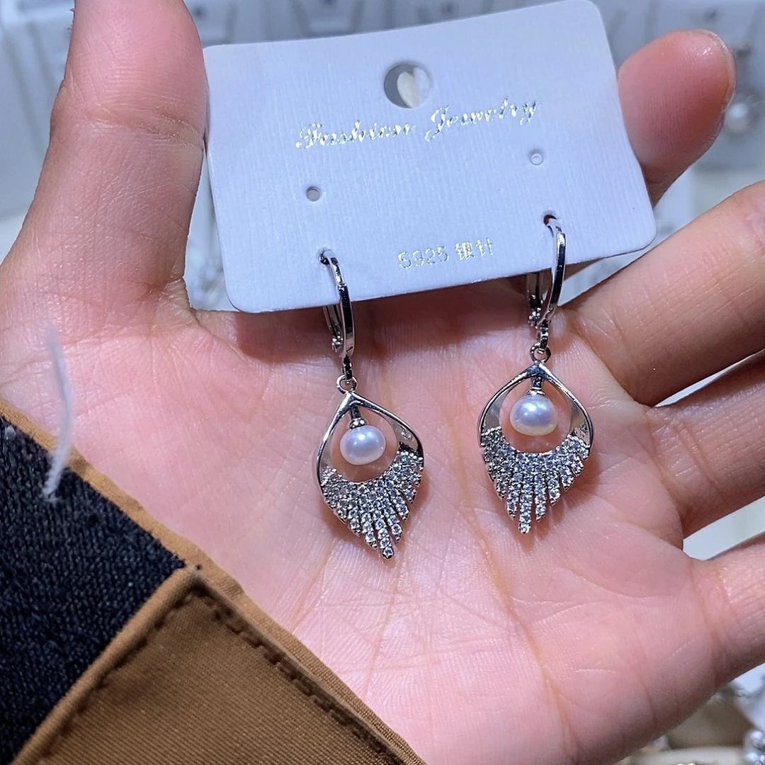 淡水珍珠耳饰未镶嵌