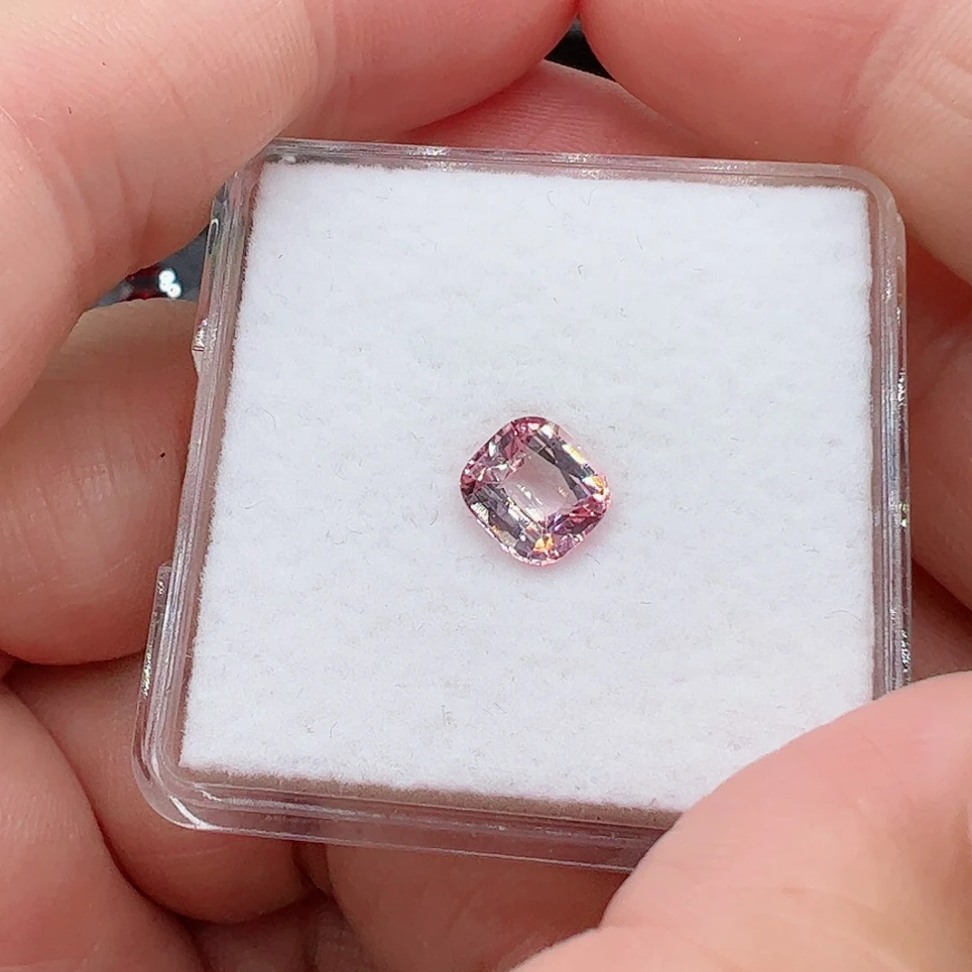 碧玺1.57克拉裸石未镶嵌