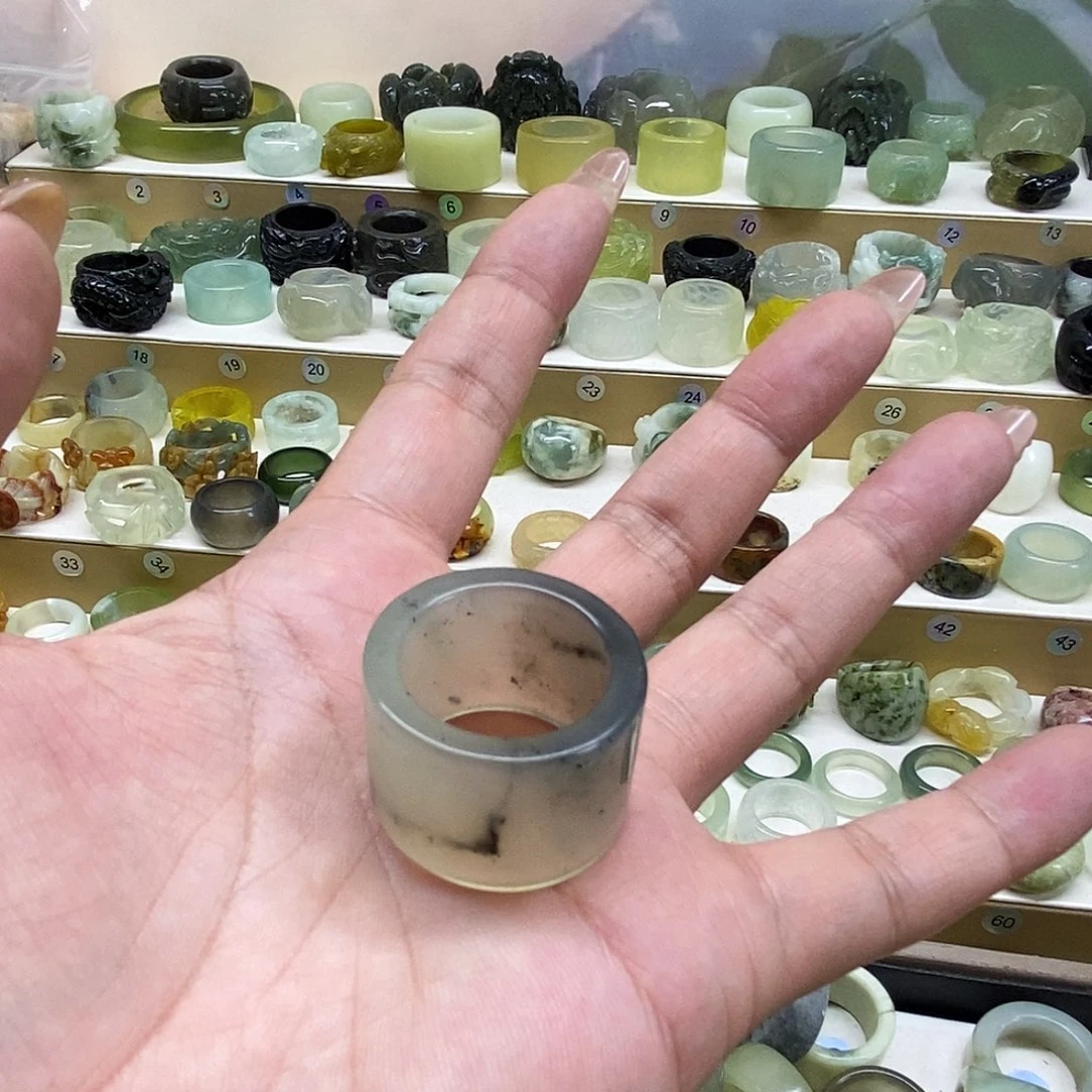 岫玉未镶嵌天然玉石戒指 岫玉