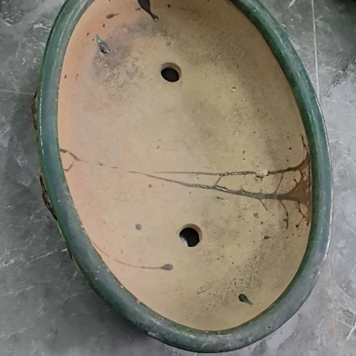 紫砂非*年石湾公仔花盆一个