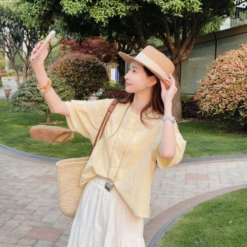 【回头密码】马克华菲舒适简约纯色百搭圆领女士短袖衬衫F52003A500