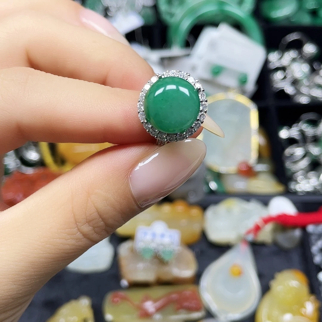 石英质玉合金戒指