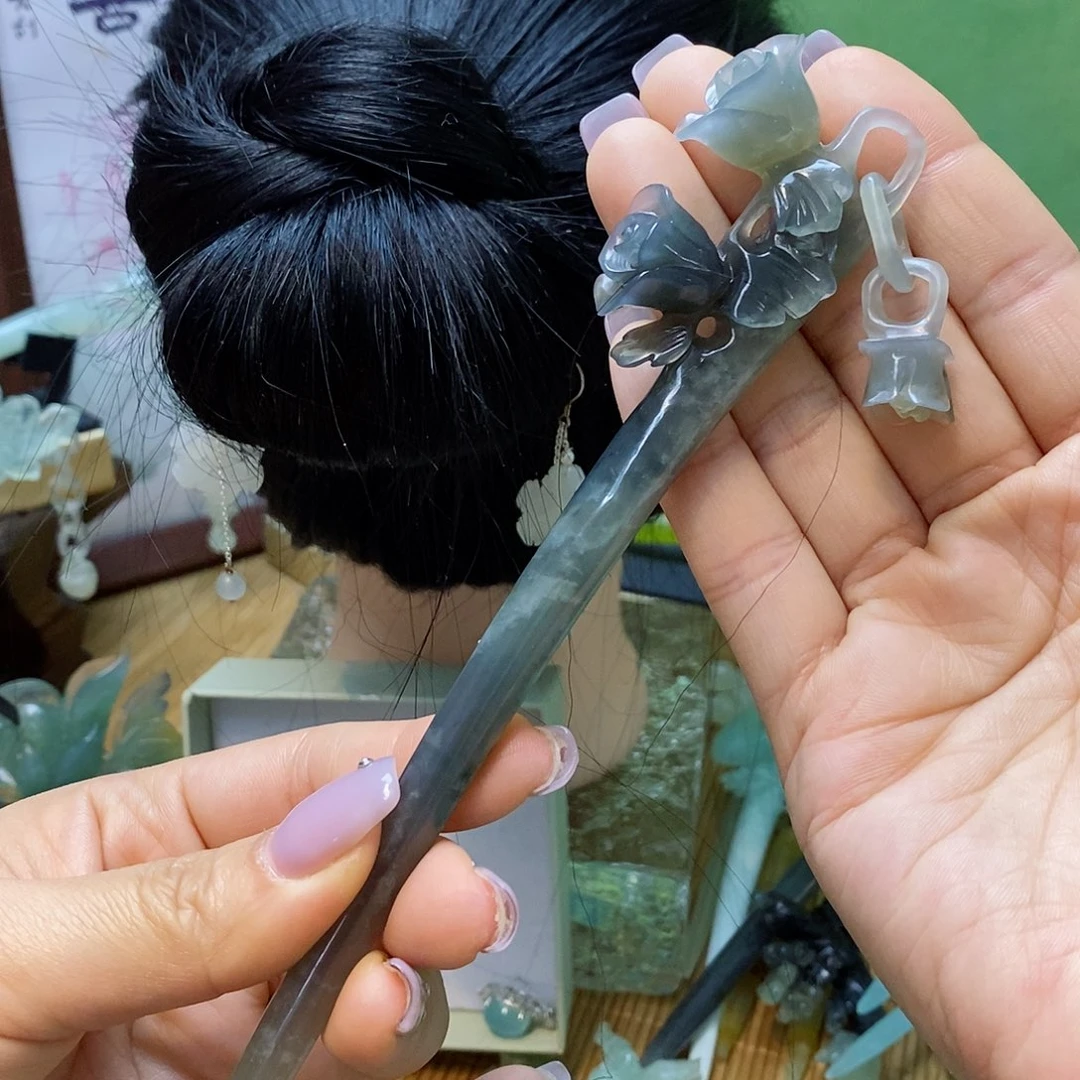 蛇纹石玉发簪未镶嵌