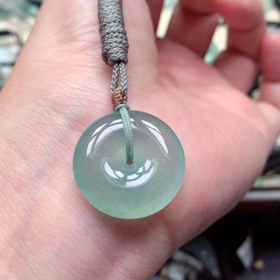 翡翠未镶嵌颈饰扣子