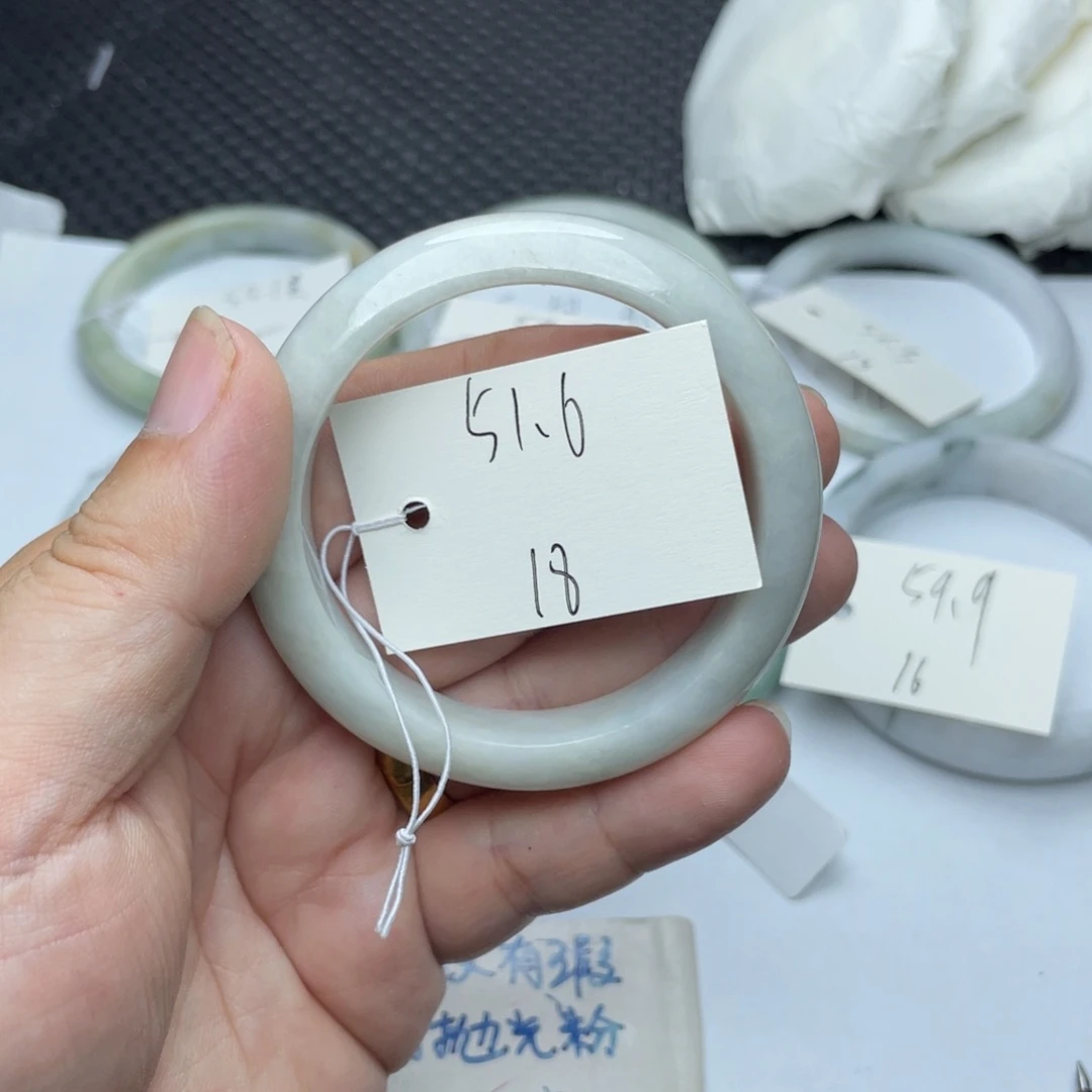 未镶嵌手镯翡翠翡翠手镯18