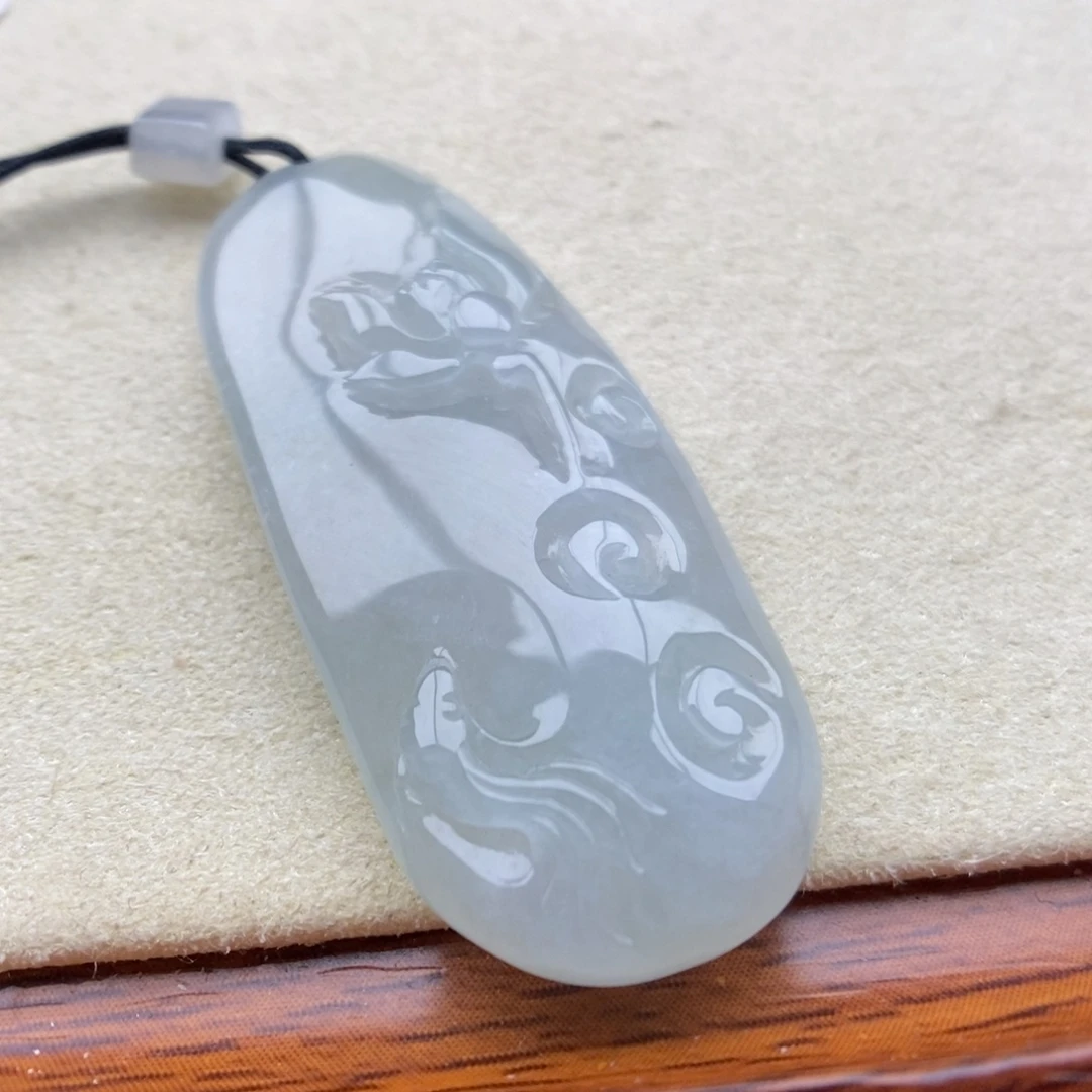 翡翠未镶嵌颈饰吊坠72