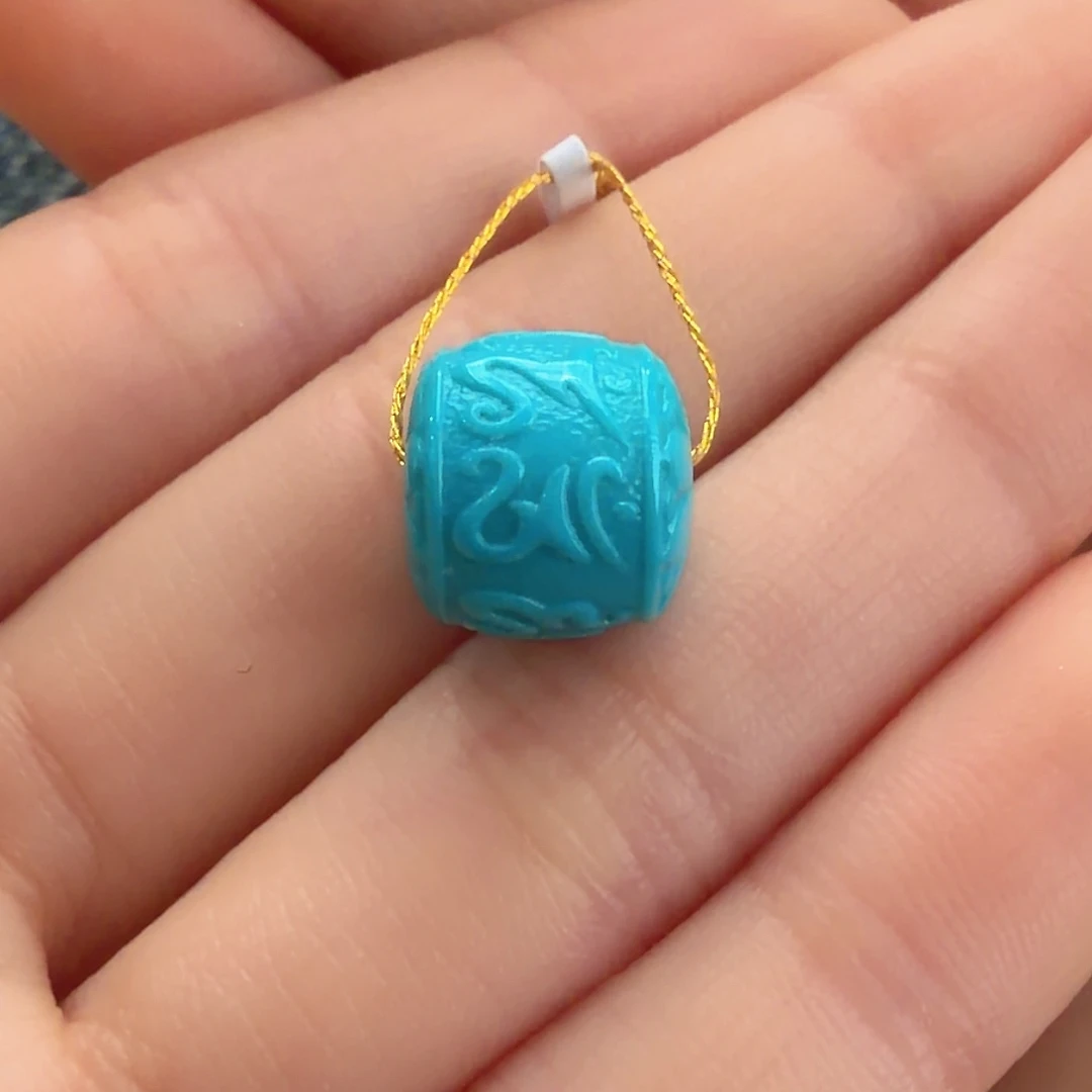 绿松石未镶嵌颈饰