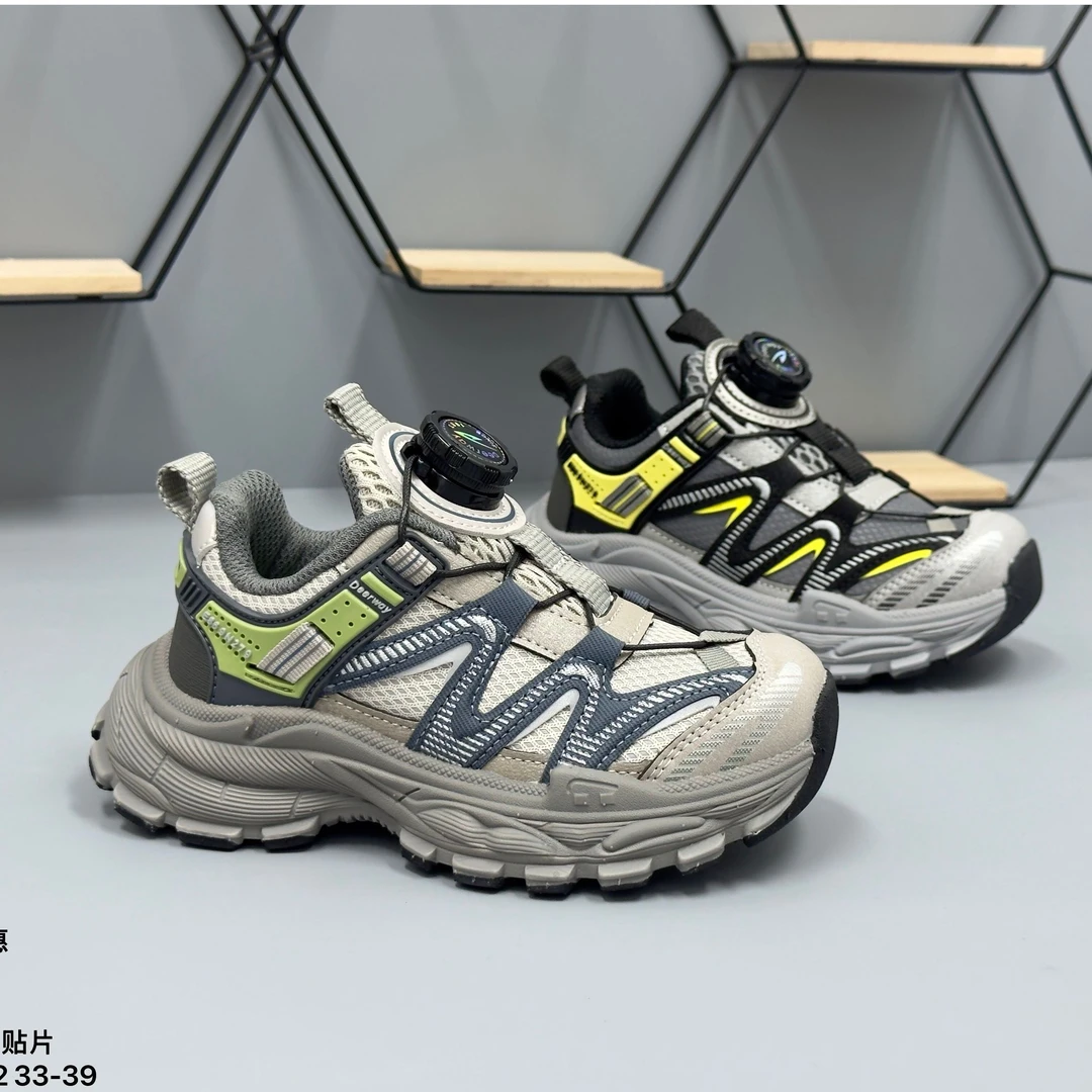 德尔惠3961新款皮面登山鞋