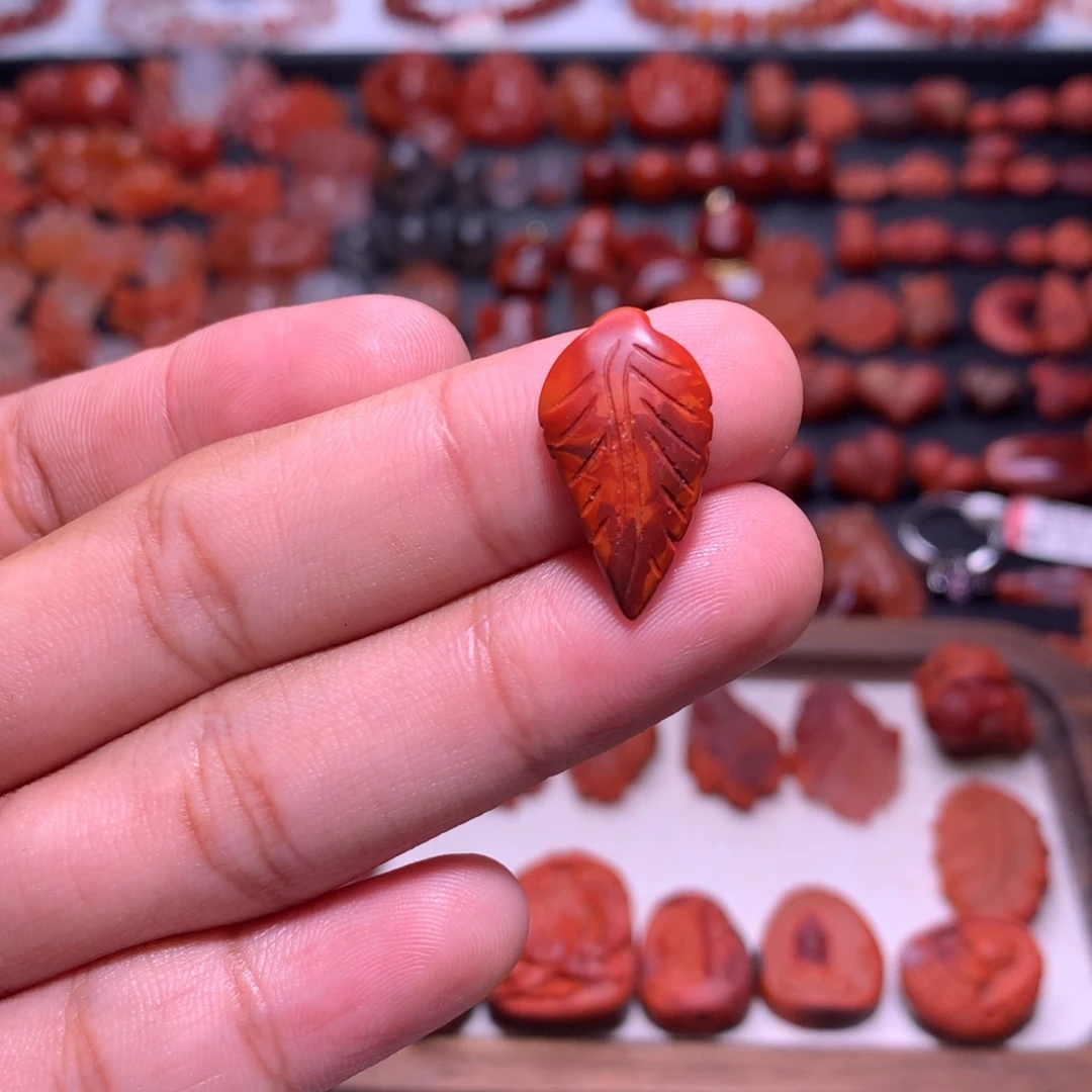 未镶嵌南红玛瑙珠宝半成品