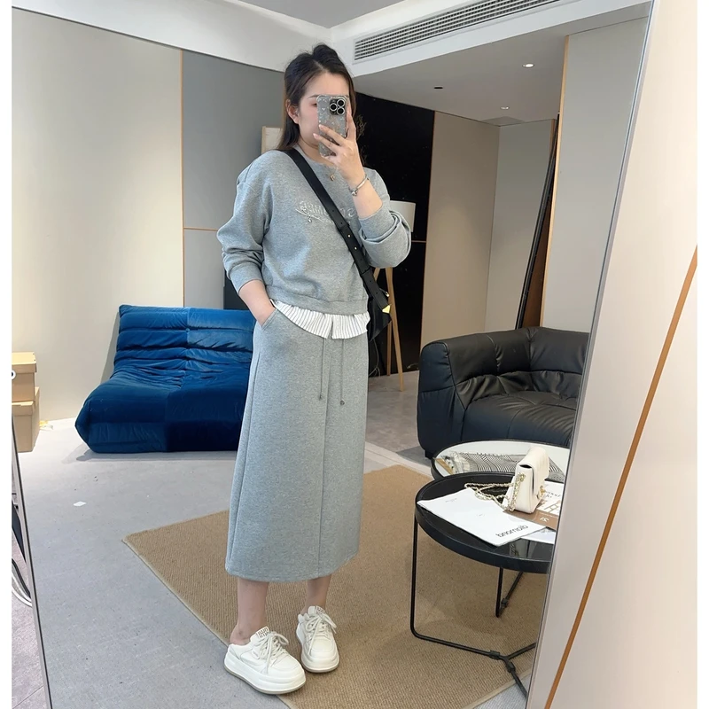 小个子定制显瘦卫衣拼接衬衣下摆半裙套装